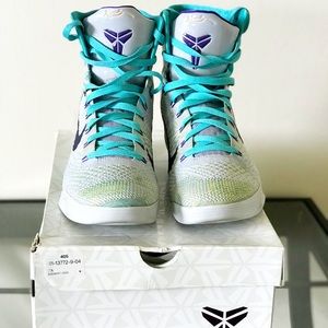 Kobe Elite Basketball sneakers Nike